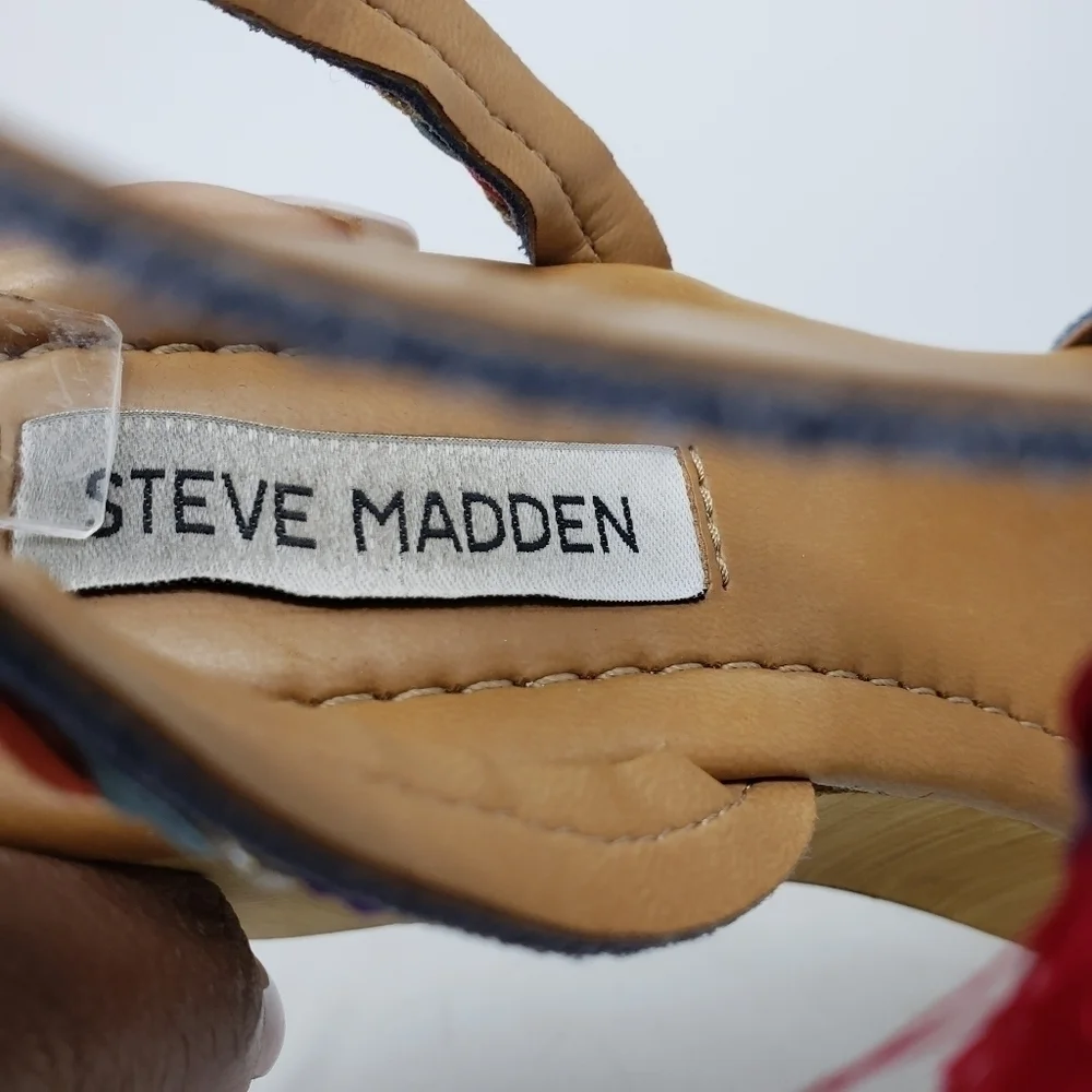 STEVE MADDEN Platform Wedges